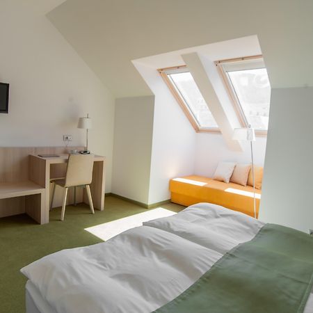 Hotel Armatti Brasov Bagian luar foto