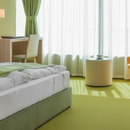 Hotel Armatti Brasov Bagian luar foto