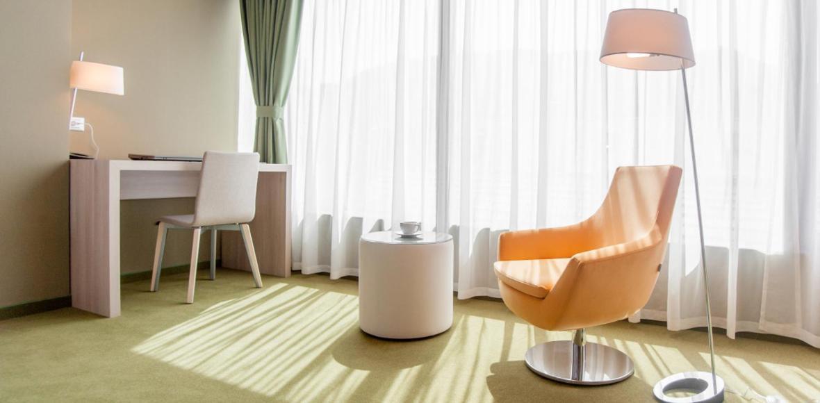Hotel Armatti Brasov Bagian luar foto