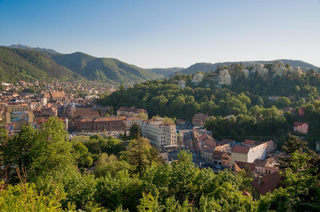 Hotel Armatti Brasov Bagian luar foto