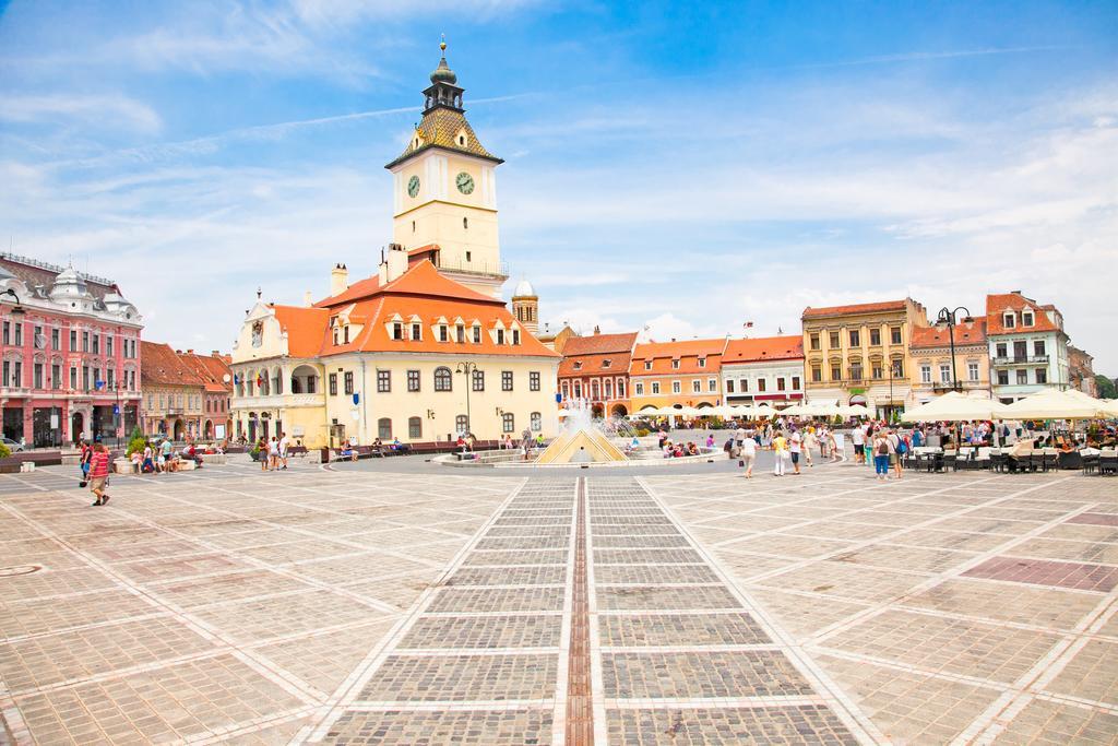 Hotel Armatti Brasov Bagian luar foto
